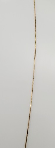 Diamond Solitaire Set Beautiful, Classic Design 14k Yellow Gold 18 Inch Necklace - Picture 5 of 10