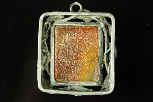 Natural OLD Antique 14 g Butterscotch Egg Yolk Baltic Amber Stone Pendant B824 - Picture 3 of 5