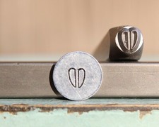 SUPPLY GUY 5mm Deer Tracks Metal Punch Design Stamp SGCH-487