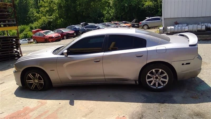 2013 Dodge Charger Driver Side Rear Inner Door Trim Panel Foto 2 de 4