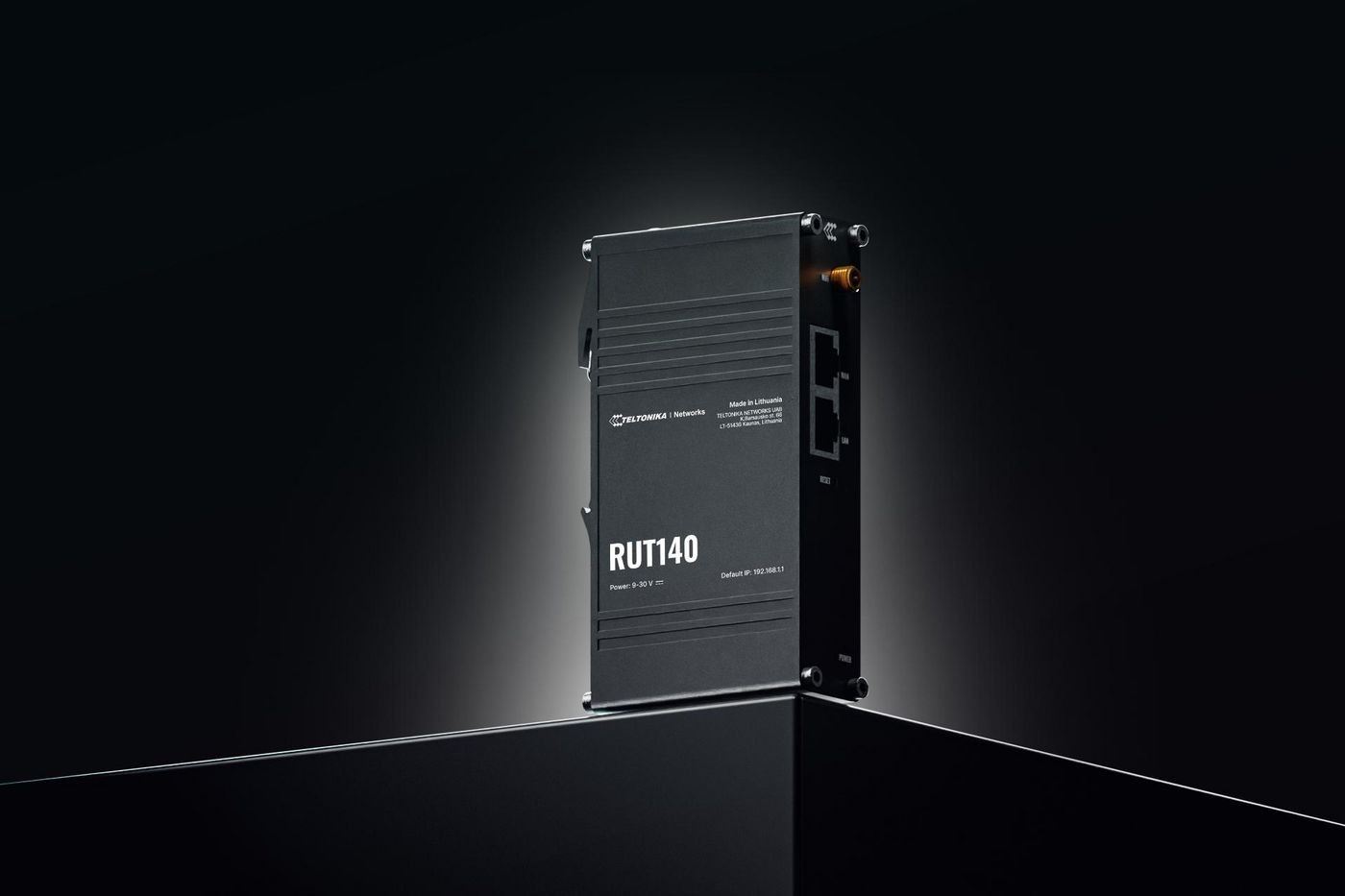 Teltonika Networks RUT140000000 RUT140 EU Ethernet router.