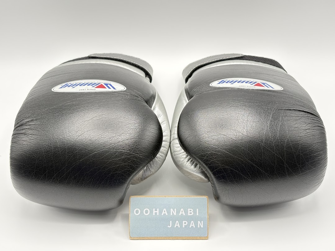 Winning Boxing Gloves 14oz CO-MS-500B Black Silver Tape type Used