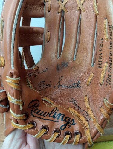 Rawlings RBG125 Ozzie Smith Youth Baseball Glove. Leather. RHT ⚾ - Picture 9 of 10