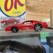 1985 Chevrolet Camaro IROC-Z 1:64 Diecast Re...