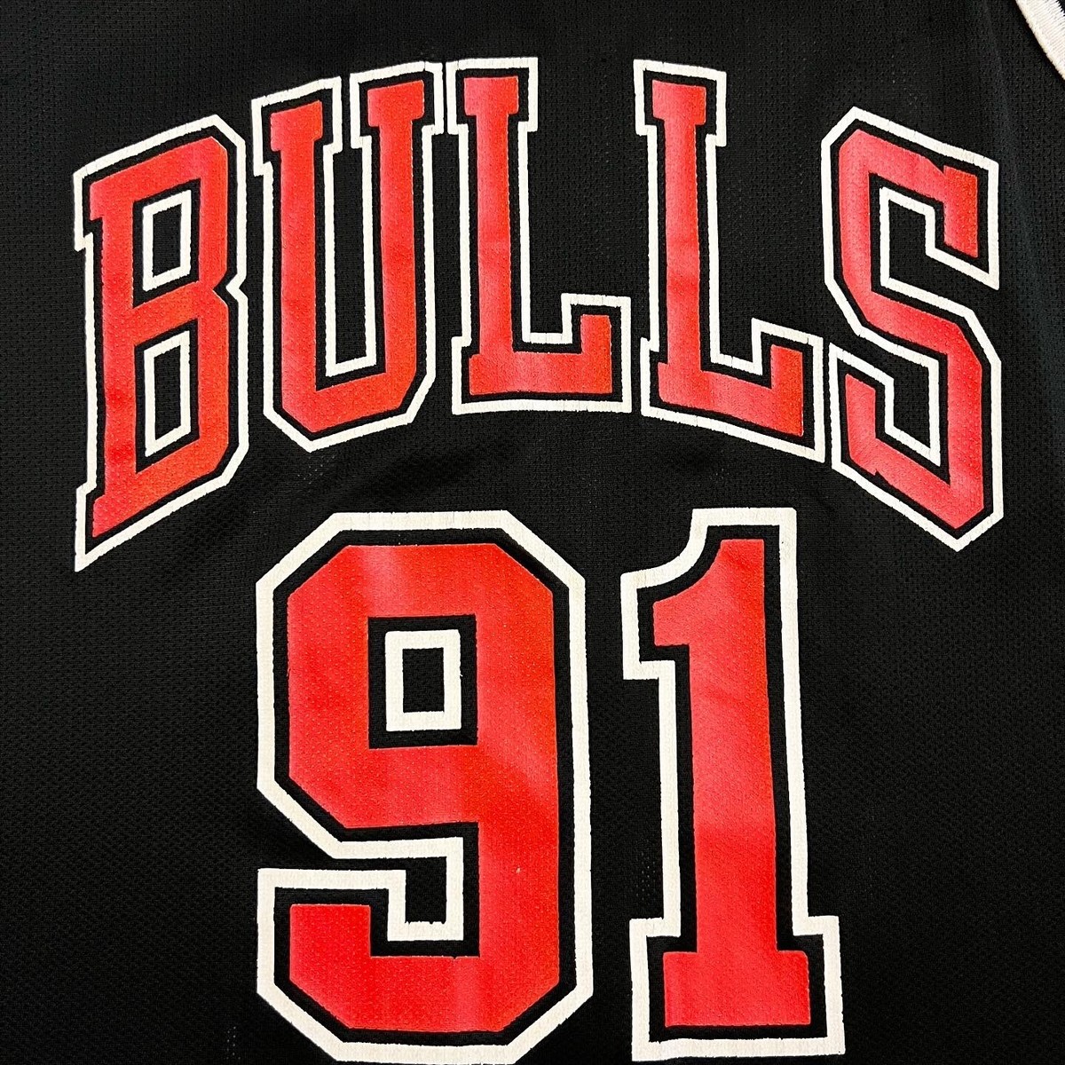 ウェア 90s champion chicago bulls Dennis Rodman s-l400.jpg