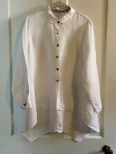 kleen ~ button up top MOP buttons ~ white ~ 100% linen ~ asymmetrical hem ~~ S