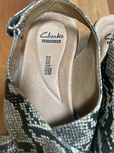 Clark's Sandals Strappy Women's US 9 EU 40 Animal Print Great Condition - Picture 3 of 6