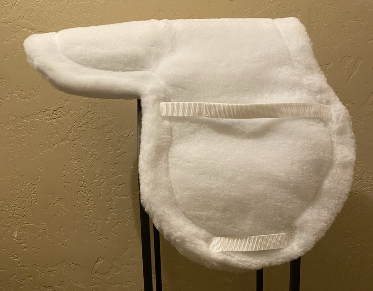 TOKLAT MEDALLION FLEECE ENGLISH A/P SADDLE PAD 16-16 1/2