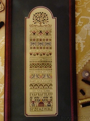 The Drawn Thread Real Roses 55W x 236 H Pattern, Includes Floss 1999