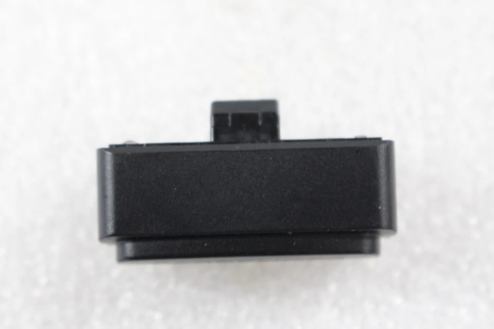 Lamborghini Gallardo Spyder, Passenger Bag Light, Used, P/N 407919234 - Image 2 of 4