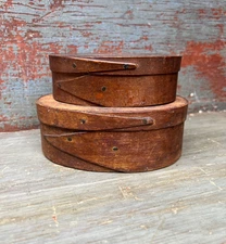 Pair of Small Antique Shaker Oval Pantry Boxes / Wonderful Surface