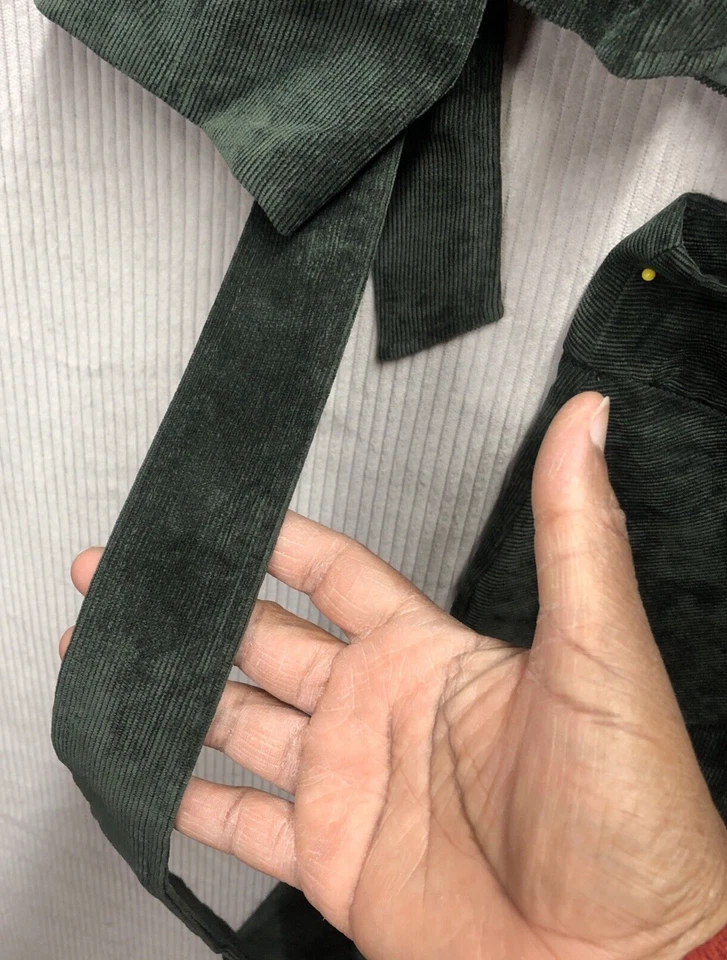 Conjunto Falda Chelsea Theodore Talla 8 Cinturón Pana Verde Carrera Profesional Foto 4 de 4