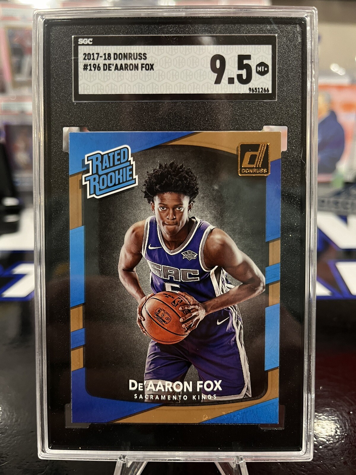 2017-18 Panini Donruss Deaaron Fox Rated Rookie #196 Rookie Card RC SGC 9.5