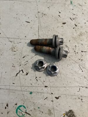  00-13 SILVERADO AVALANCHE SUBURBAN YUKON (4 PIECE) FRONT SEAT NUTS & BOLTS