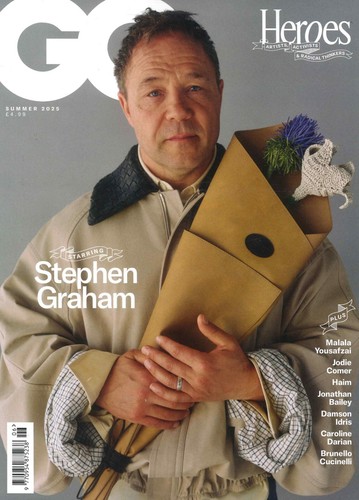 GQ Revue: Steven Graham Housse, Jonathan Bailey, Prune Idris, Été 2025 - Photo 1 sur 3