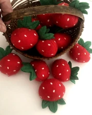 Vtg Lot 7 FAUX Felt Red STRAWBERRY FRUIT DECOR Play Food Prop ANTSY PANTS HK