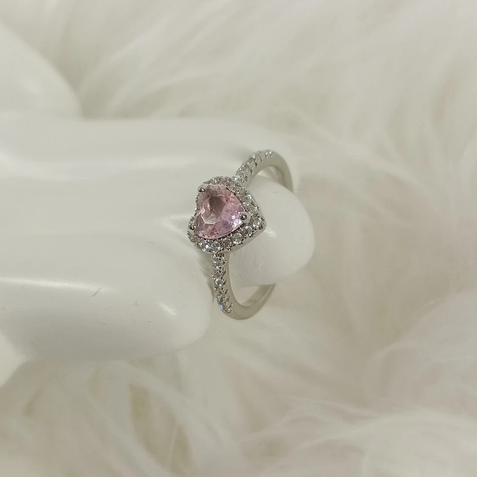 Anel feminino tamanho 7 em forma de coração cristal rosa ajustável folheado a latão - Imagem 4 de 4