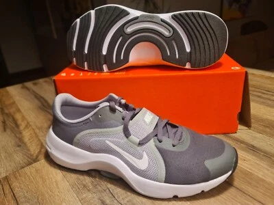 (V21) Baskets Nike IN Season TR 13 Taille 42 grise Neuve avec boite origine - Photo 1/4