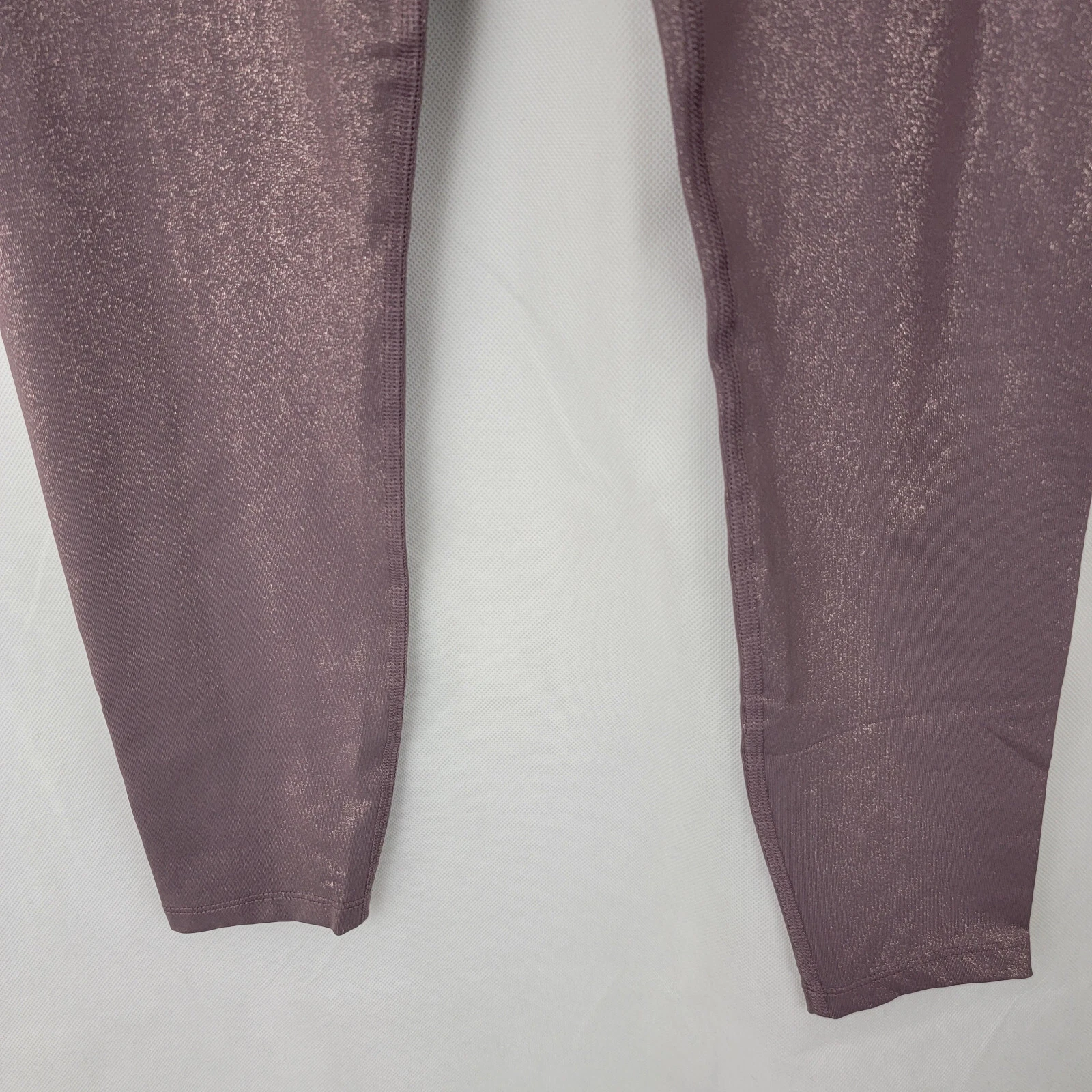 beyond-yoga twinkle high rise midi wild orchid rose gold leggings