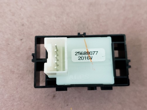 00-05 CADILLAC DEVILLE POWER WINDOW CONTROL SWITCH OEM 25688077 - Picture 2 of 2