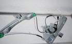 <!--F#f_0-->DRIVER SIDE RIGHT FRONT WINDOW REGULATOR & MOTOR FOR VE SS HOLDEN COMMODORE SV6<!--F/-->