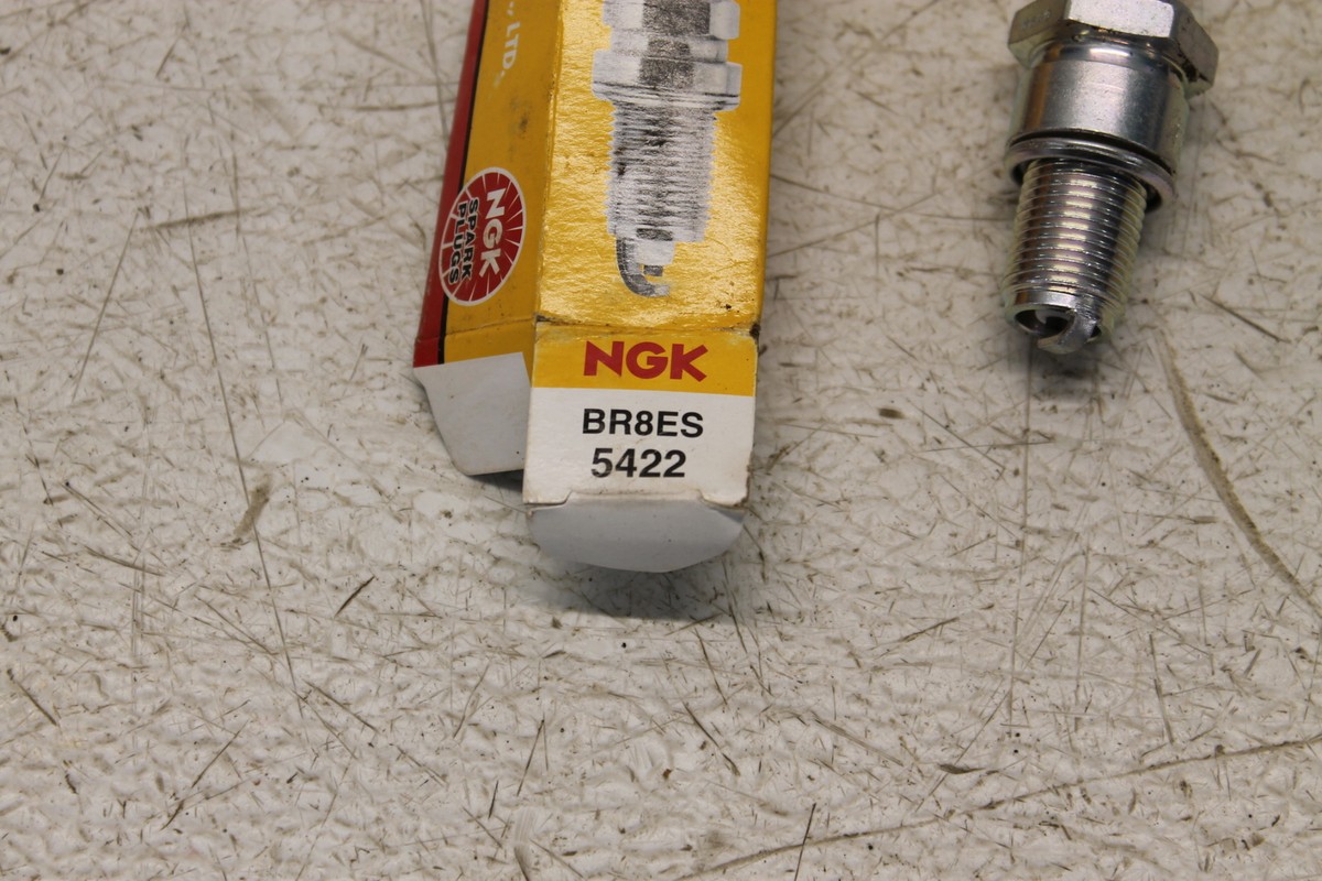 8 Pack NGK Standard Spark Plugs 5422 BR8ES 5422 BR8ES Tune Up Kit - Foto 9