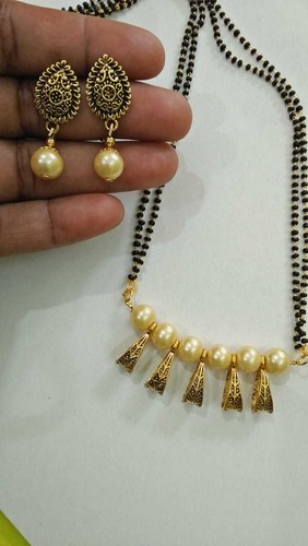 Black beads Antique Women Indian 32" Mangalsutra Pendant Chain Wedding Gift Set - Picture 5 of 6