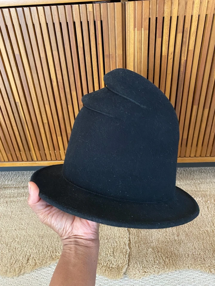 Sombrero alto de fieltro Esenshel Foto 3 de 4