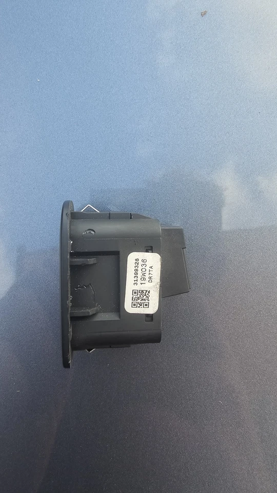 Interruptor barra de remolque Volvo Foto 2 de 4