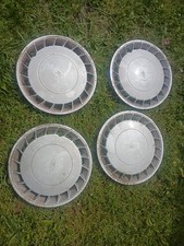 1992 1993 1994 Ford Escort Mustang Hubcap Wheel Cover 14 Oem Set Of 4 Set 2 1992 1993 1994 Ford Escort Mustang Hubcap Wheel Cover 14 Oem Set Of 4 Set 2