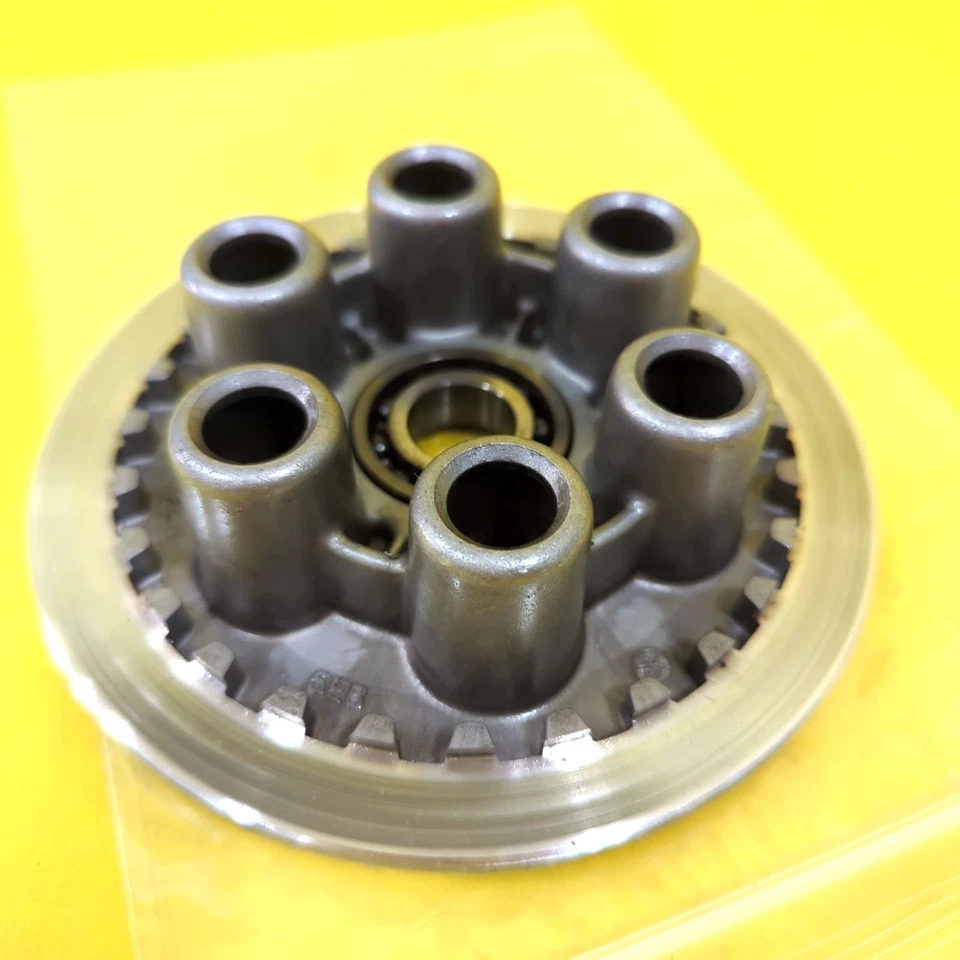 99-05 雅马哈 YZF R6 原始设备制造商夹压板 — 第 2/4 张图片