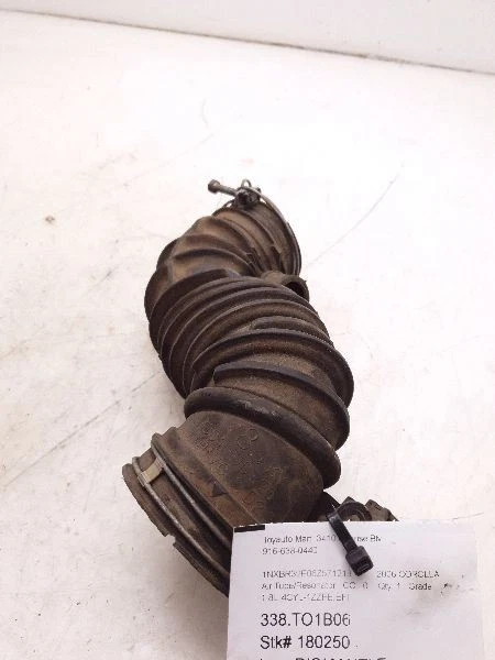 Toyota Corolla 2006 1,8 L 4 cilindros filtro de aire tubo resonador montaje  Foto 4 de 4