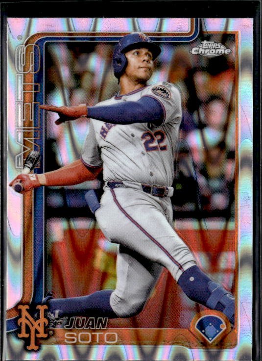 2025 Topps Chrome #200 Juan Soto Raywave Refractors
