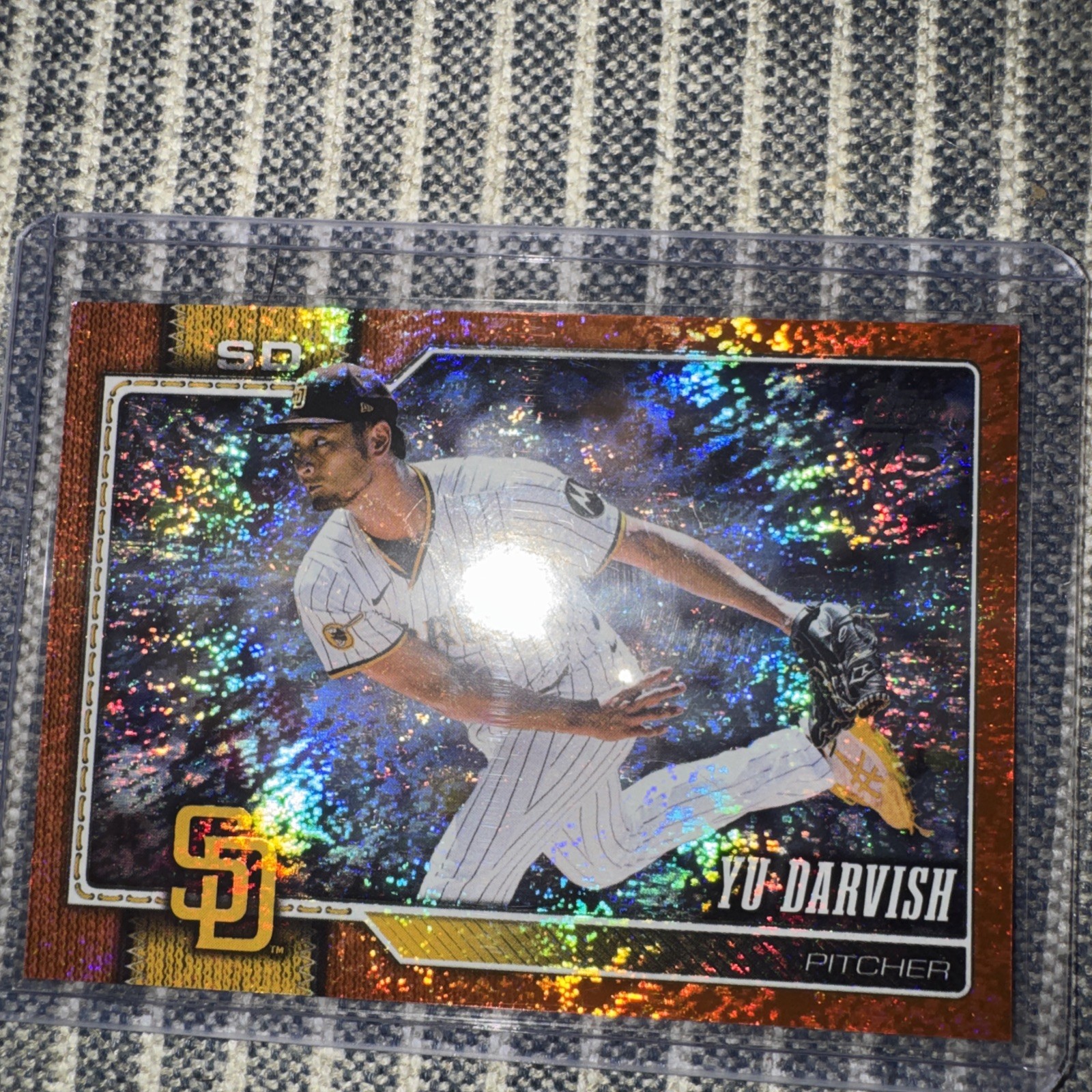 Padres Yu Darvish - 2026 Topps Series 1 #94 Orange Holofoil Glitter /25