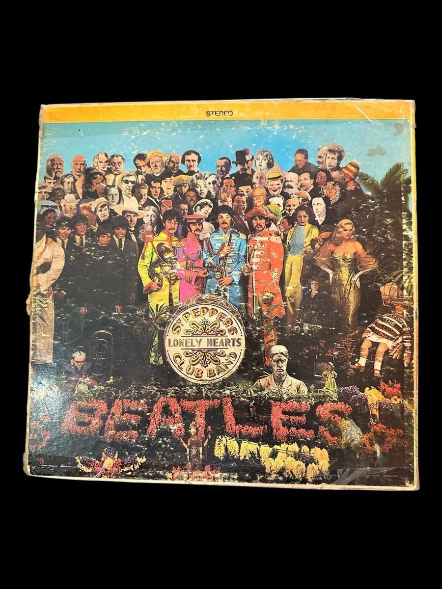 THE BEATLES - SGT PEPPERS LONELY HEARTS CLUB BAND LP Capitol