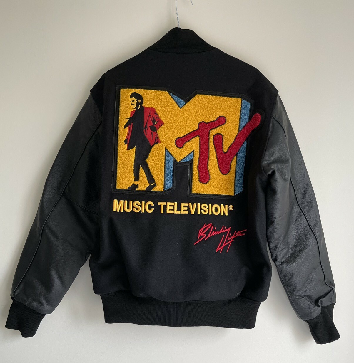 NEW The Weeknd XO x MTV Blinding Lights 