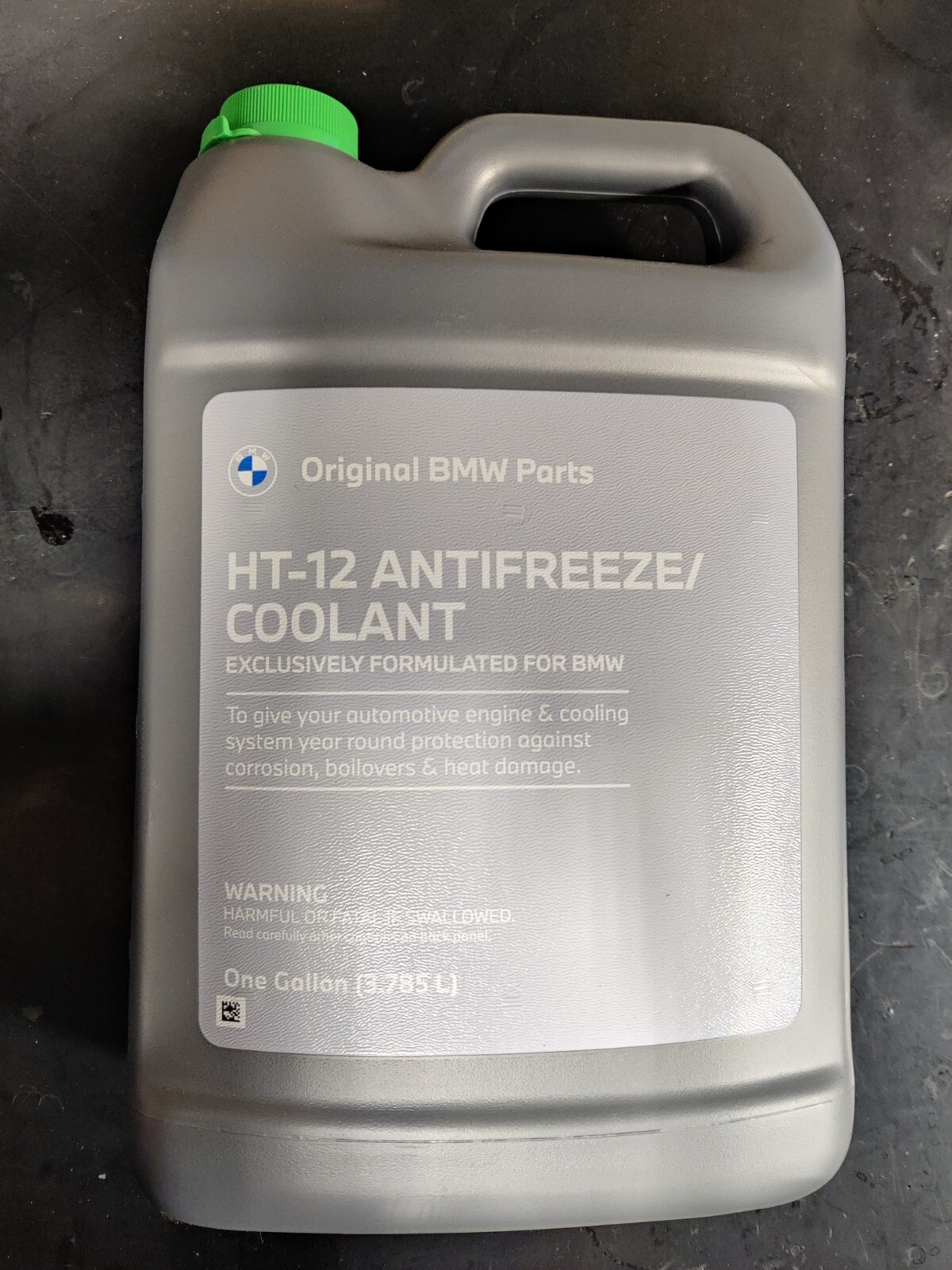 BMW Genuine OEM HT12 Antifreeze/Coolant Green (1 gal) 83192468442