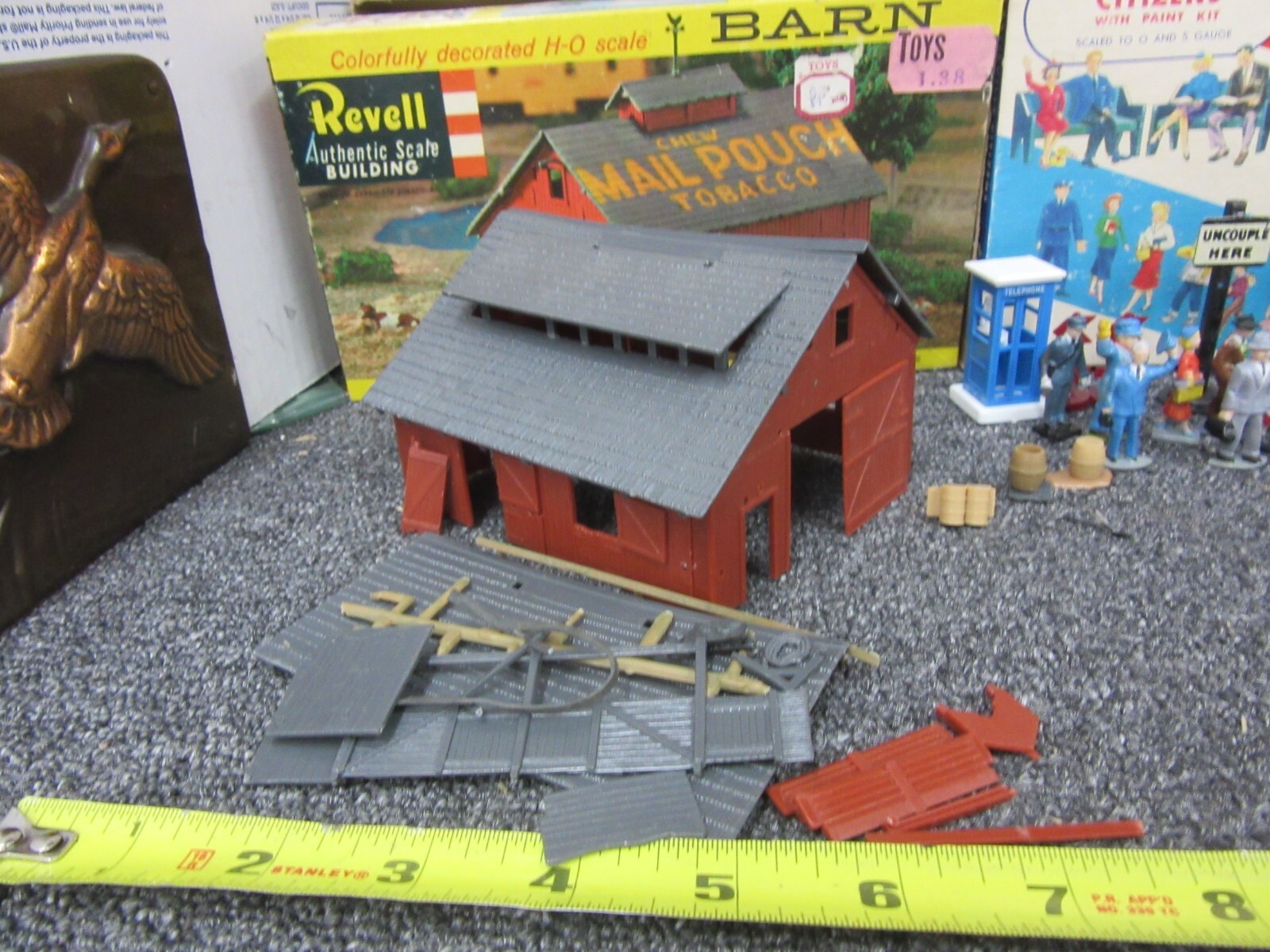 Revell Yardmaster Office Citizens Barn Train accessories buildings