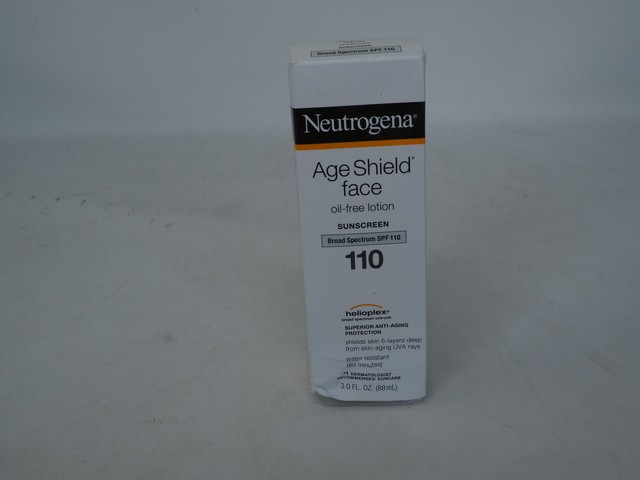 pure & free liquid daily sunscreen spf 50