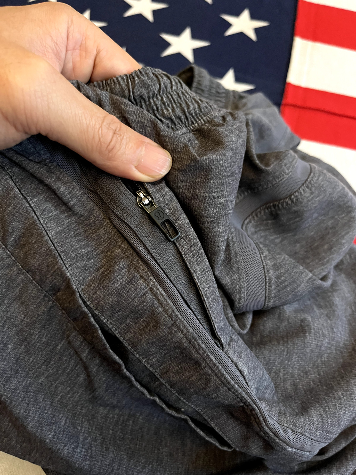 Lululemon Solid Gray Activewear Shorts Lined Draw… - image 3