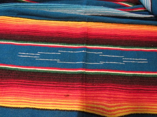 Frank's Textiles made in Mexico throw blanket multicolor 51 x 84 inches - Picture 2 of 5