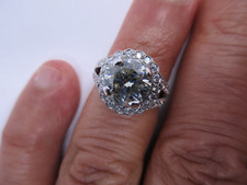 3.50 Carat 18K Gold Diamond Engagement Ring Center 2.75 Carats Value 25K 