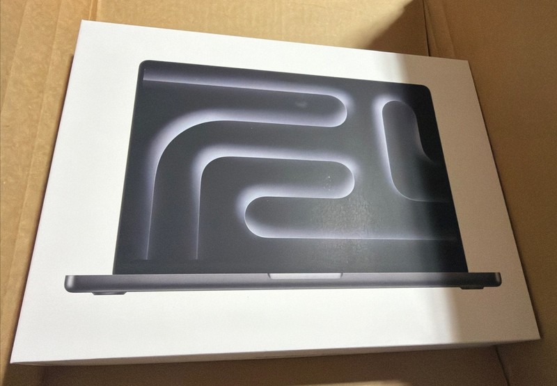 Apple MacBook Pro M4 Pro EMPTY BOX ONLY w/ Tray Insert 14 Inch