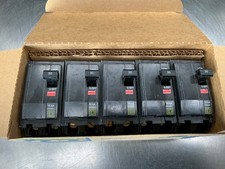 (5) Disyuntor enchufable Square D QO230 2 polos, 30a