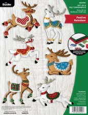 Bucilla Felt Applique 6 Piece Ornament Making Kit Festive Reindeer 89299E