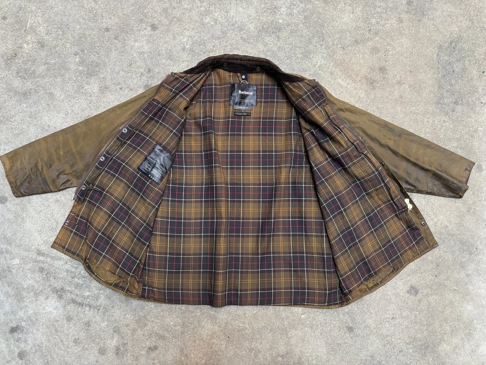 Barbour Classic Beaufort Waxed Jacket Olive Brown Made in England (XL) image 7