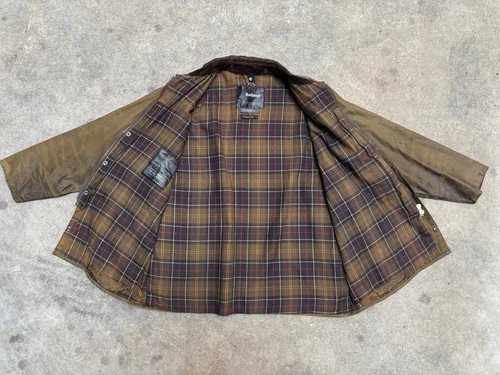 Barbour Classic Beaufort Waxed Jacket Olive Brown Made in England (XL) image 7