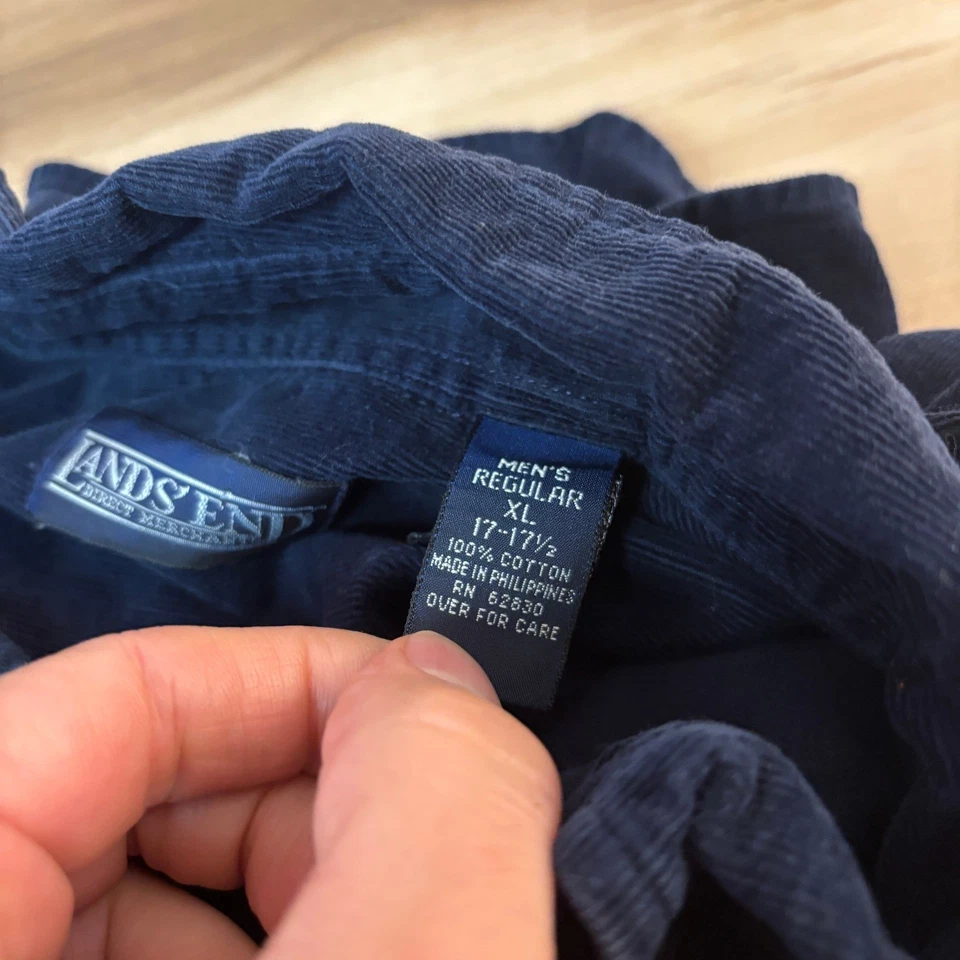 Camisa con botones de pana Lands End para hombre XL azul marino manga larga bolsillos Foto 2 de 4