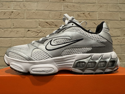 人気 ☆NIKE☆ (W) ZOOM AIR FIRE PHOTON DUST LLIC SILVER Nike Zoom Air Fire Photon Dust Metallic Silver Women's 10