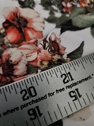 Chico's Compression Capri Pants Women's 1 US 8 Perfect Stretch Floral 31 x 20.5 - Picture 6 of 15